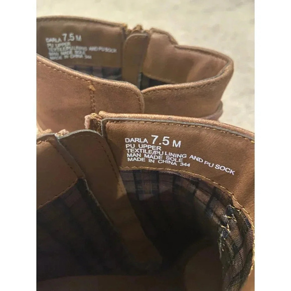 Madden Girl Darla Side Zip Brown Ankle Booties with block heel Size  7.5 - Picture 6 of 9